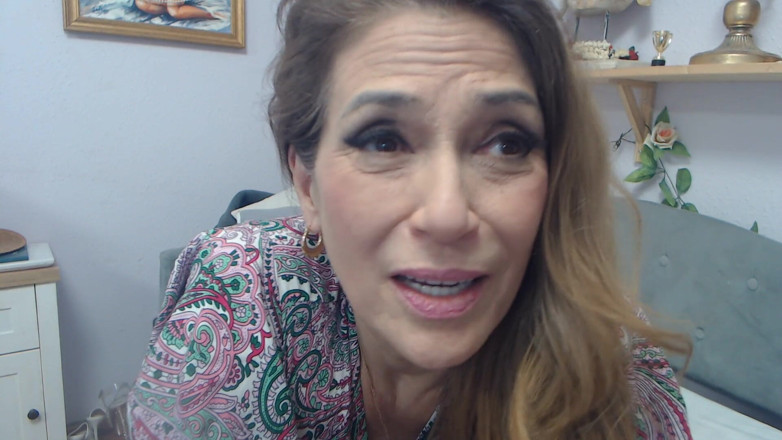 Melissa Johnson: Sorpresa De La Abuela