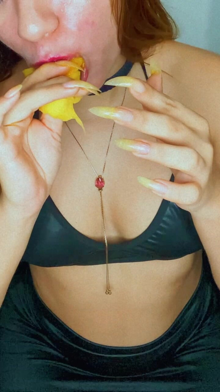 Goddess Li: Tanrıça Liandra ve lezzetli bir saksosu