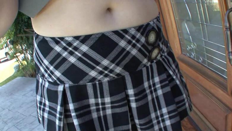 Get Your Fix: Studentă palidă are parte de pulă în loc de meditatoare