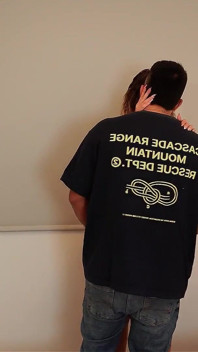 Você não tem nada para pagar meu aluguel? E se você chupar seu pau e engolir meu leite