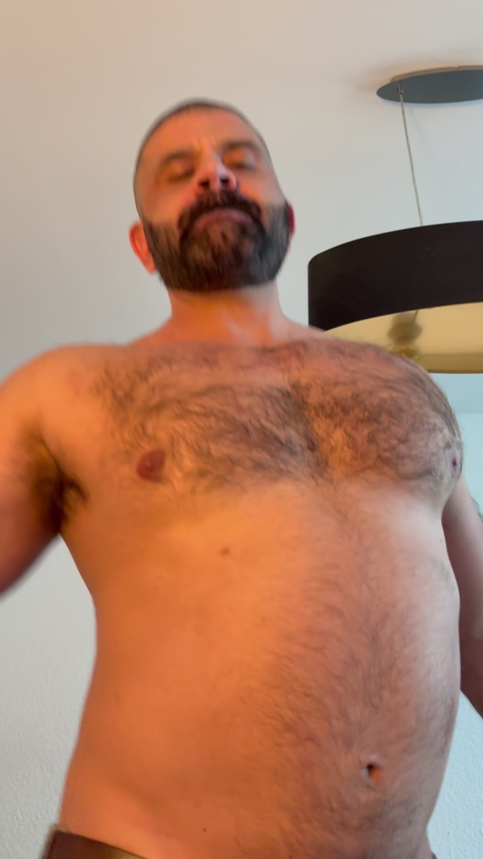 Massive daddy xxx: Solo - Military Alpha
