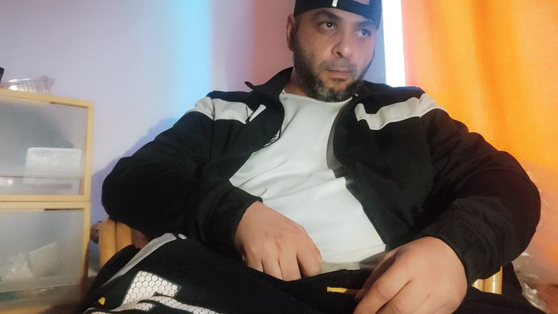 SmokedAlloy2: 젖고 악취 나는 긴 속옷을 입은 Dj-bro가 일주일 넘게 입고 있어요