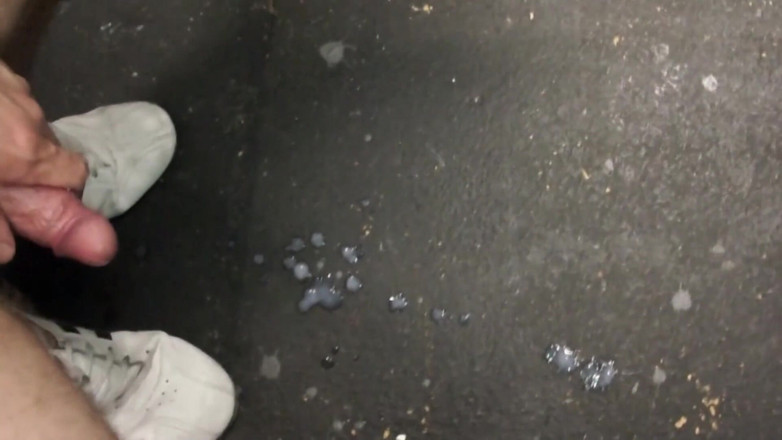 SEXUAL SIN GAY: Sborrare duro scena-4 trio di ragazzi nel gloryhole che finisce...