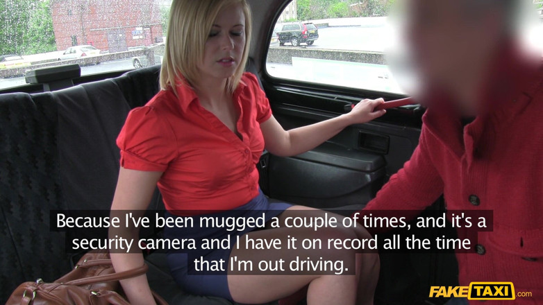 Fake Taxi: Fake Taxi - podvádějící sexy blondýnka Anna Joy si užívá divokou...