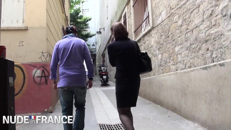 La France a Poil: Starší francouzská děvka natáčí, jak šuká mladšího muže