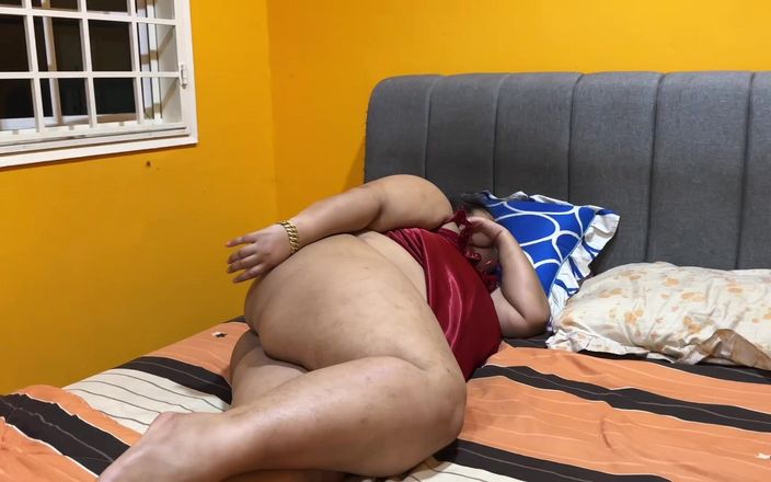Goldwife69xxx: Doggie styl deel 2