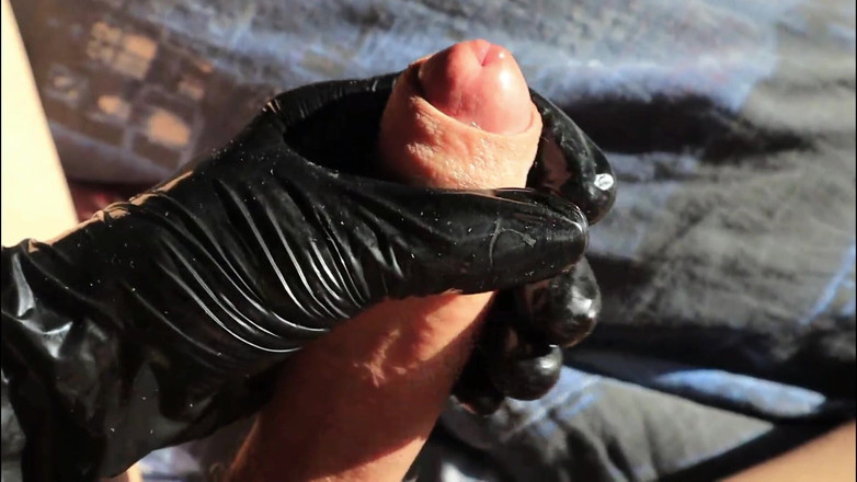 SEXY_GUYBEST: Quase gozando de uma massagem longa e suave no pau...