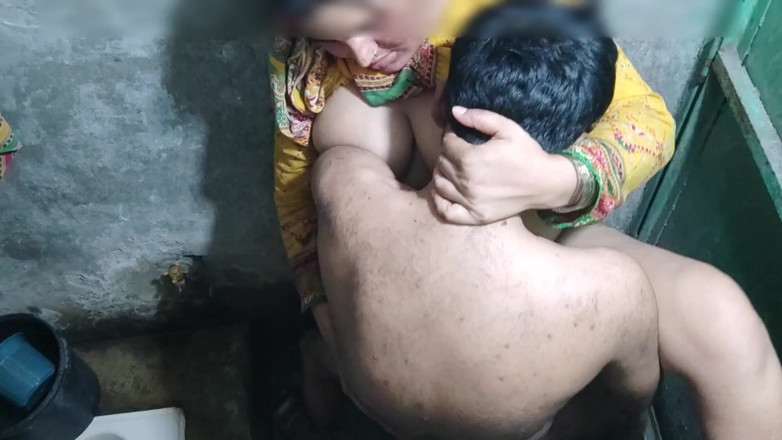 Abida sexy: Cumnata Devar în stil desi