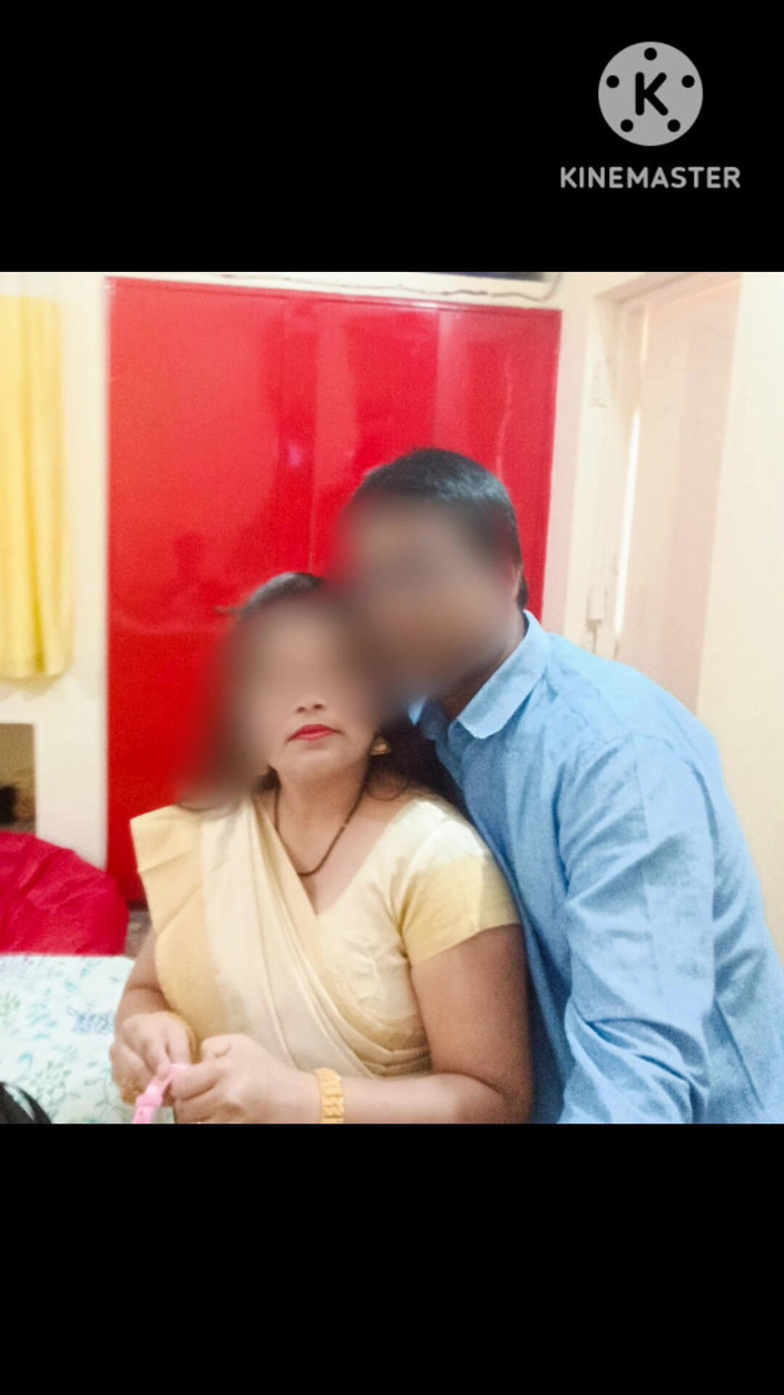 Ankita10000: 誕生日パーティーのためのパンクリ・クナル赤いランジェリー