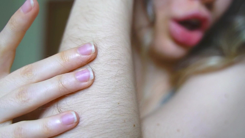 Rarible Diamond: Braccia e pozzi pelosi