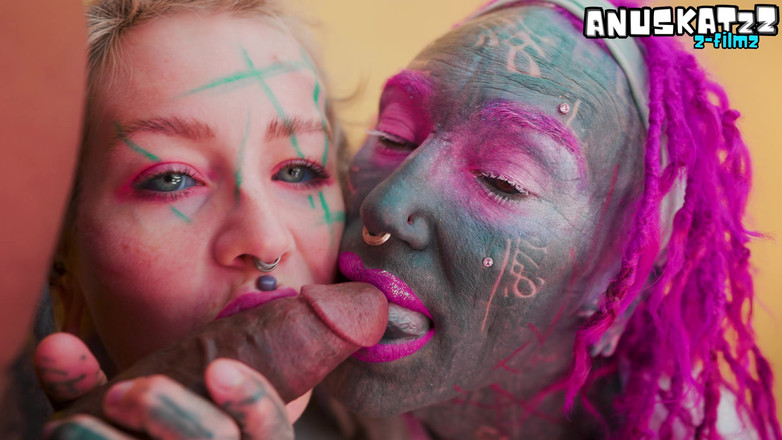 Anuskatzz: Die erste schwanz-erfahrung von trans-ehefrau - BBC-dreier, geldautomaten &amp; tiefer analspaß