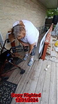 Vicki, pauvre infirmière, au début ou à la partie 1