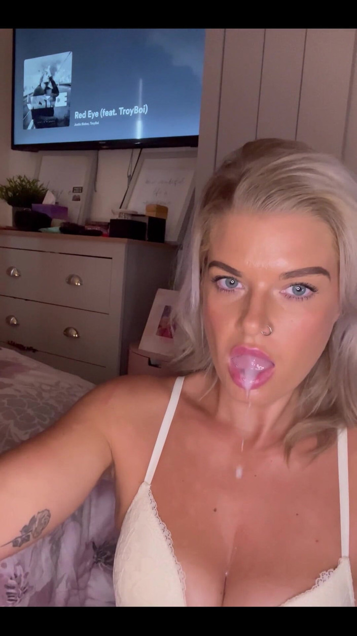 Robyn Quinn: Throwback - toto video vzniklo ve vzpomínkách na můj telefon