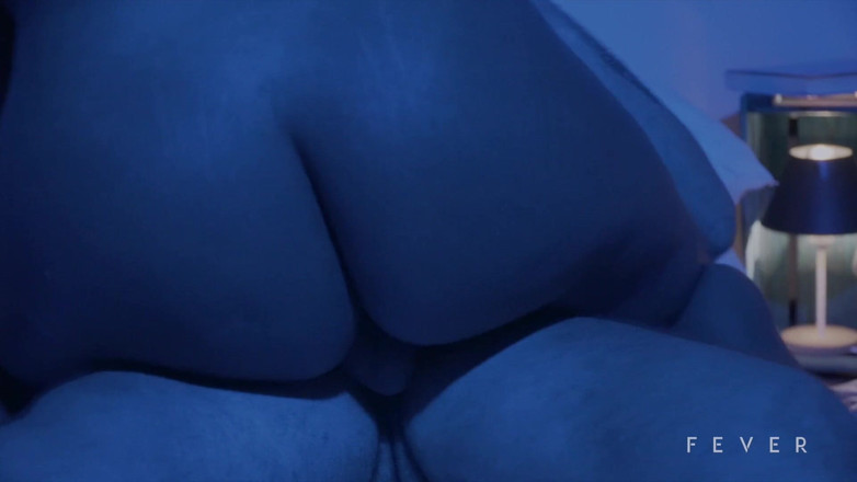 Fever Films: Fată sexy negresă futută