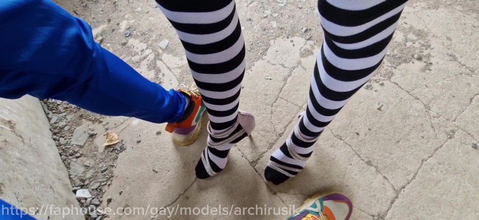 ArchiRusik: Fucked a Girl with a Cock Who Was Climbing in...
