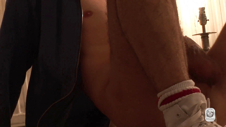 BullDogXXX: 抢夺 2 - sc4 Alex 单人表演