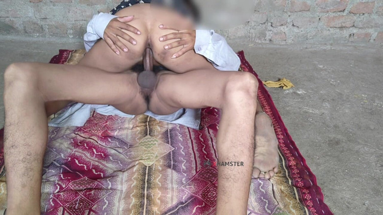 Soniya-bhabhi3: Desi Bhabhi má ošukaný zadek. Velký zadek Desi Bhabhi