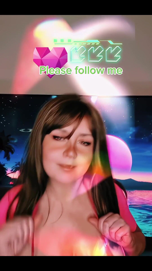Cringe Dancing While Jiggling My Bouncy Breasts (Britney Swallows - Cumtrainer)