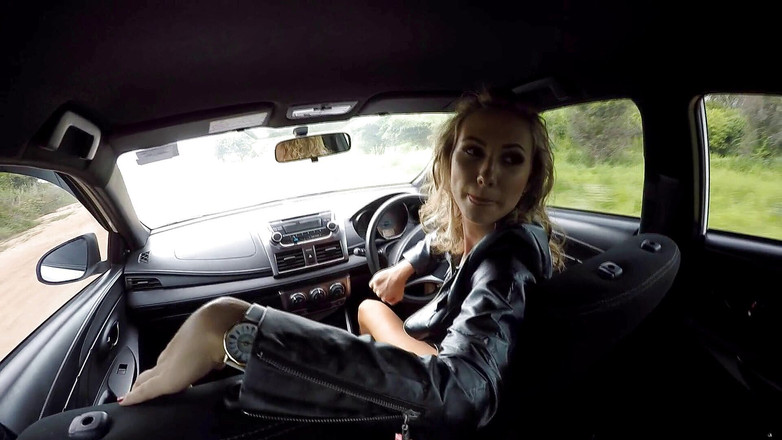 Angel The Dreamgirl: Hraná jízda v obráceném směru