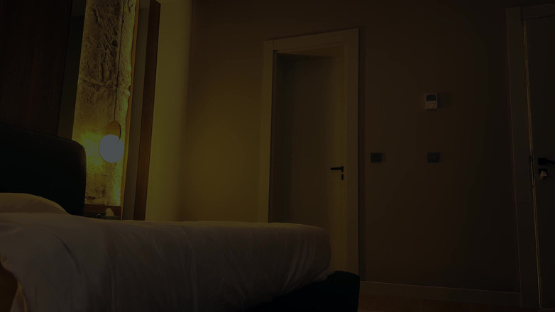 Toma Mur: Une Belle-mère Partage Son Lit Avec Son Beau-fils À L’hôtel - La...