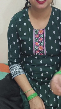 Chị kế Ấn Độ cởi bỏ cặp mông to của cô ấy trong trò chơi Ludo bị đụ bằng tiếng Hin-di