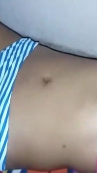 Sexy namorada indiana e namorado de quatro em vídeos de sexo