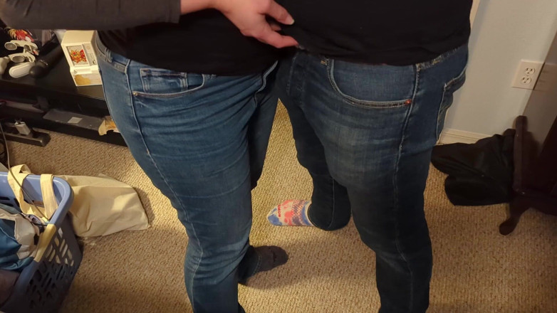 Always Fun No Pants: Femdom date night cuck krijgt op slot vrouw krijgt speelgoed