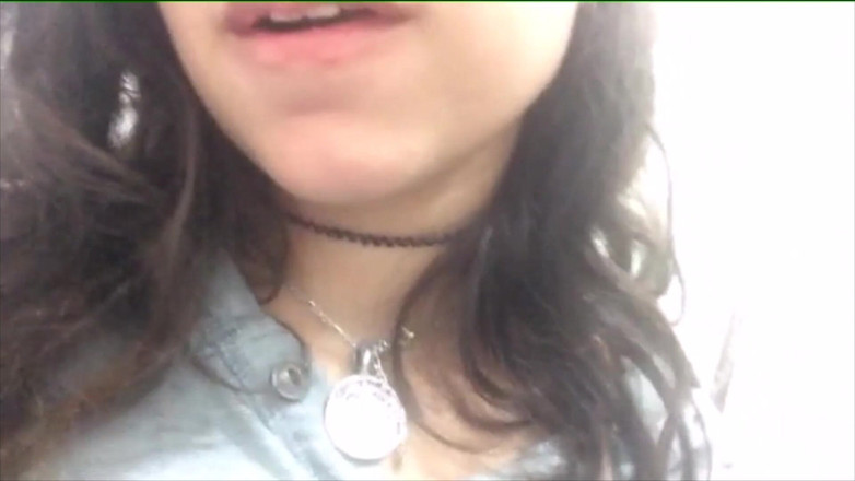 Adorable Teen: น้ำนมหยดลงบนนม!! อืมมม