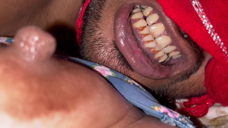Catchybusty: Famosa influenciadora viral mms de Bangalore