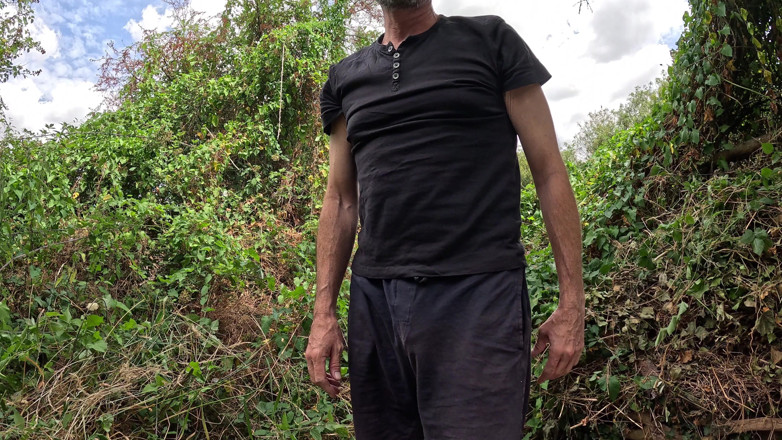 Rockard daddy: Hot Dilf Big Uncut Cock Close up Naked Woodland Wank -...