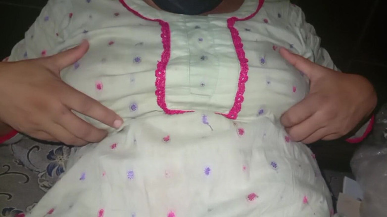 Ashu0286: Гаряче сексуальне відео бхабхі, х секс відео, сексуальне бхабхі з великими цицьками