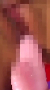 Tetona morena milf secretaria amordaza duro en masivo juguete