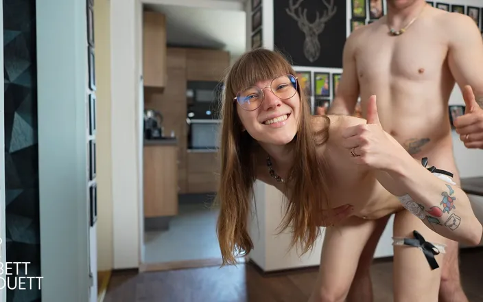 BettDuett: Girlfriend Scrubs for Wet Fuck!