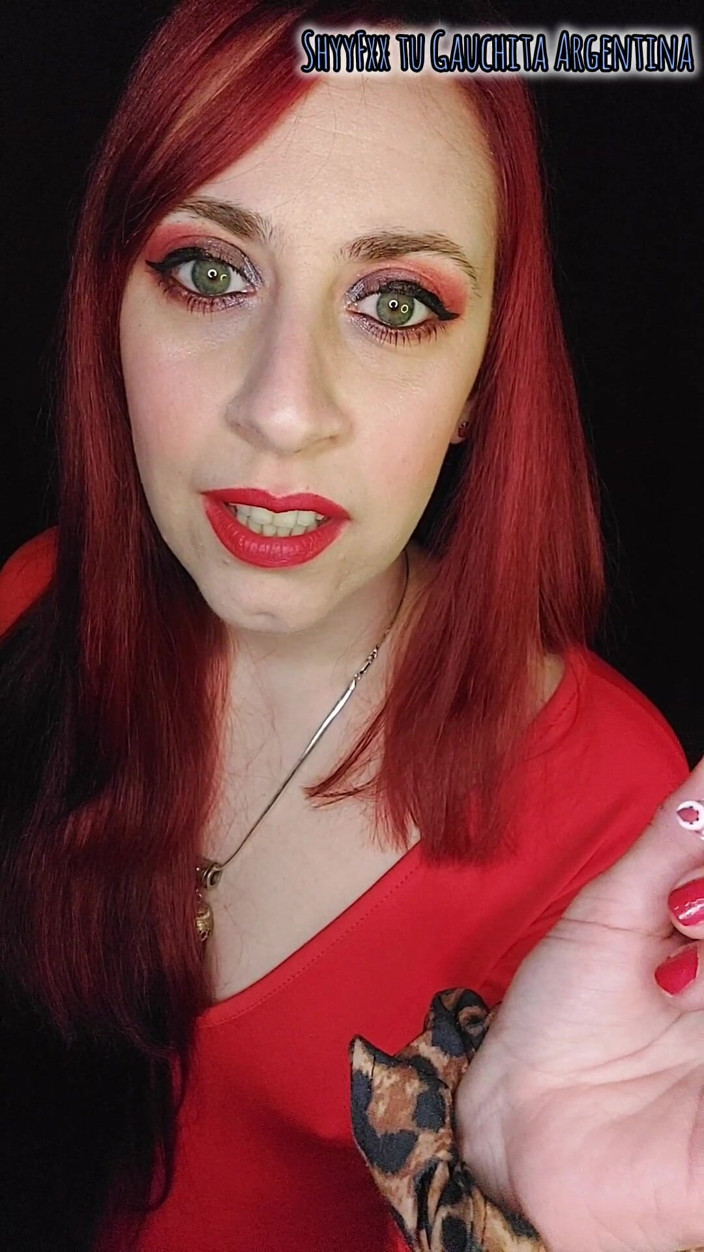 Tu Gauchita Argentina: Mein Feminisierter Cuckold Und Ich Schauen in Einem Nachtclub Dicks!!