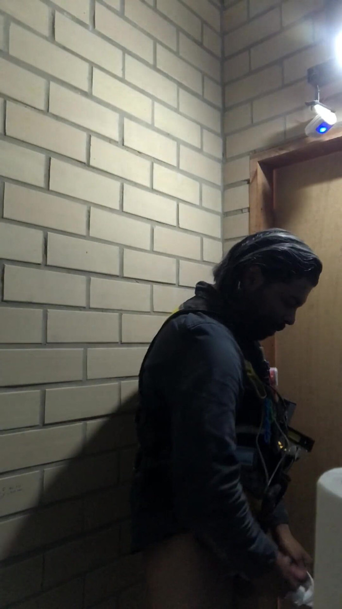 i7Bernard: Знову на роботі.