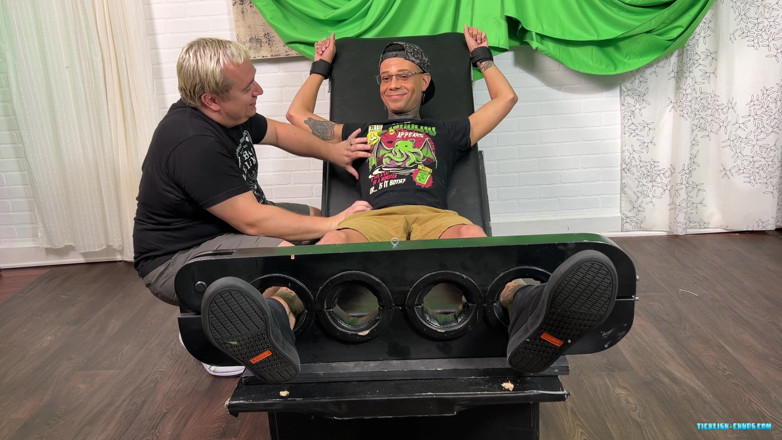 Ticklish Chubs: Justificar a audição de cócegas