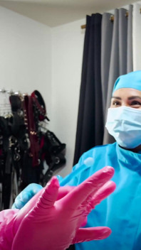 Mumi dan tersiksa oleh 2 perawat kejam 1/3