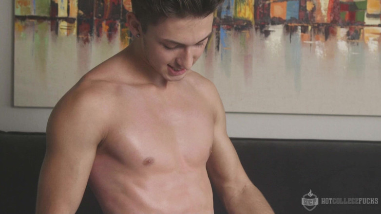 Hot College Fucks: Chris Takes Jackie for a Ride