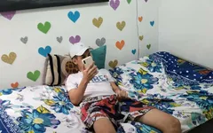 Meu meio-irmão não queria me acompanhar na piscina para me foder e gozar no meu rosto
