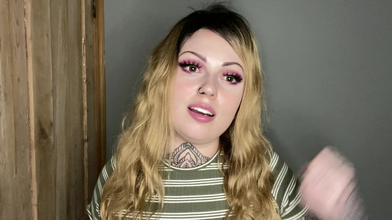 Miss Valentina: 굴욕적인 애널 교육