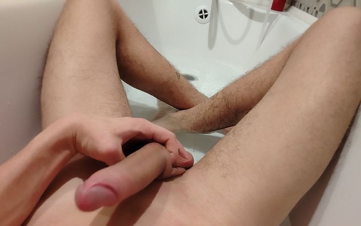 AlexGay: Mahasiswa dengan kontol besar muncrat! It's Hot!