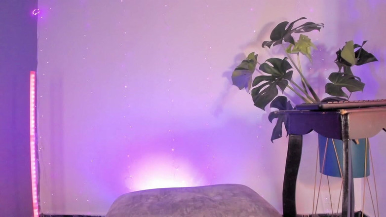 Bella Duval: Вечеринка С Принцессой Белль, Она Отлично Проводит Время