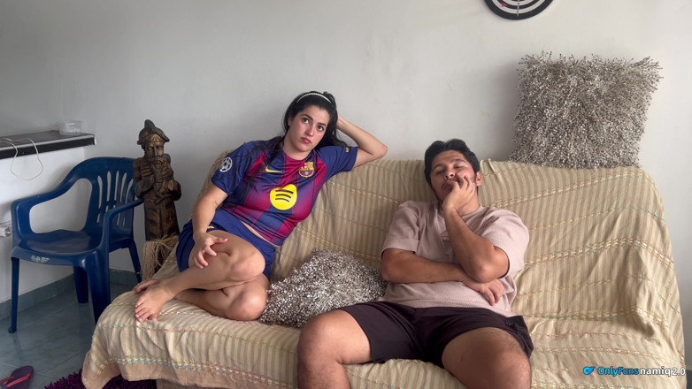 NamiQseiiin: I Masturbate in Front of My Stepsister Without Her Noticing!