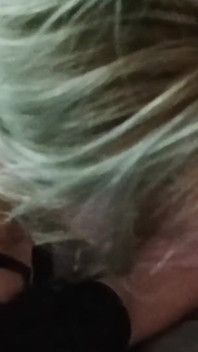 Mamada con buttplug y cum en la cara
