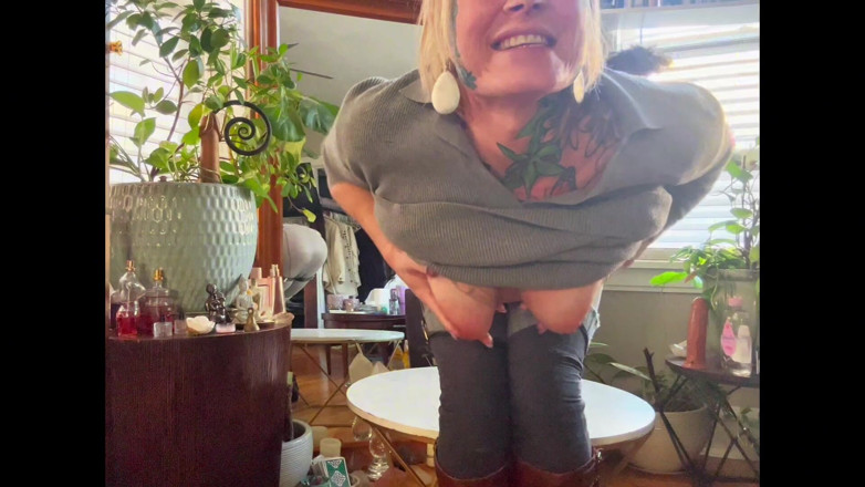Diana Deelight: TS Diana Deelight Solo Hračka, Zdvih, Boty, Punčocháče, Nohy, Creampie