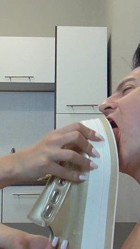 Sneaker Snuiven Masker Melken!