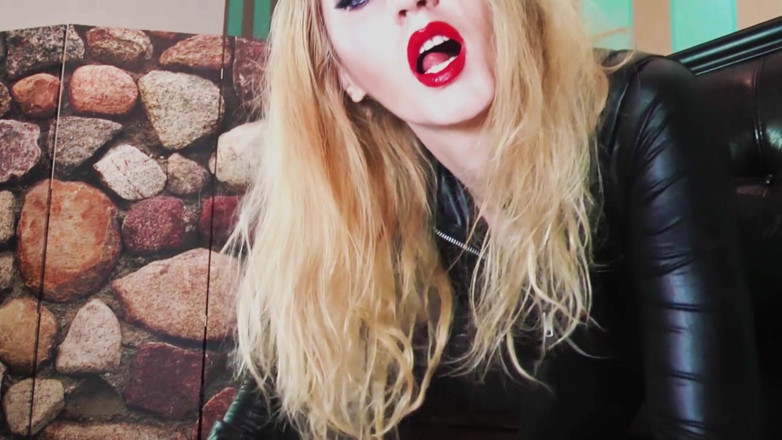 Goddess Celine: Xenia Onatopp レッグシザー