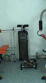 Junge Gym Mösen
