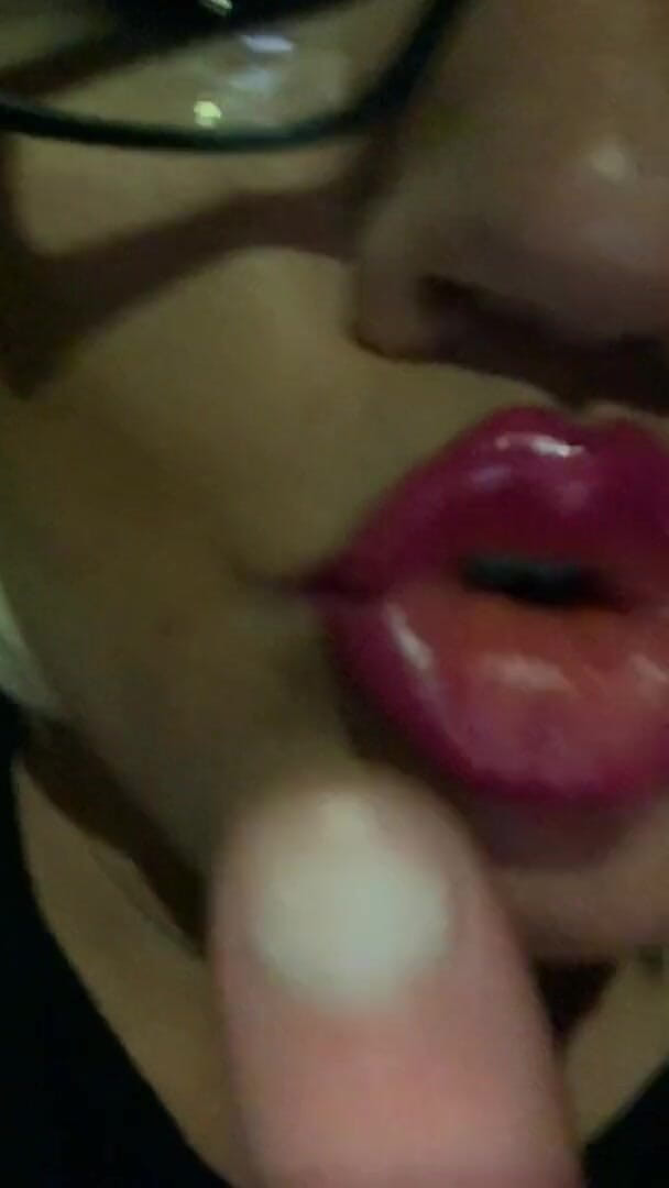 CindieLove: Maybe the hottest JOI vid you've ever seen hot sissy...