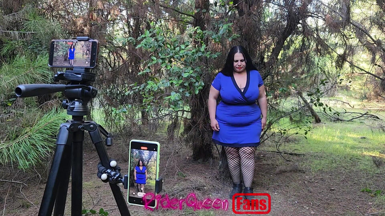 Riderqueen BBW Step Mom Latina Ebony: Riderqueen sozinha, ao ar livre, vídeos para fãs